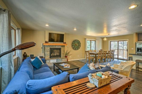 South Lake Tahoe Home with Hot Tub, Deck and Fire Pit!